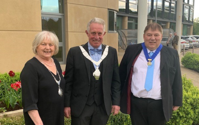 Mayor Making 2022, from right to left Elaine Holmes (Deputy Mayor), Alan Hewson (Mayor), Peter Faulkner (outgoing Mayor)